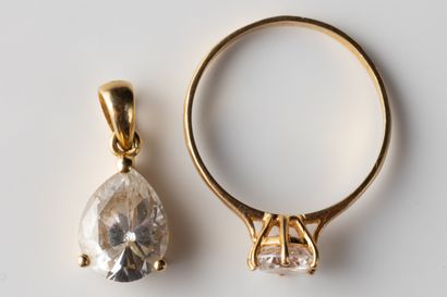 Yellow gold (750 thousandths) ring and pendant...