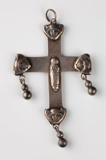 Large regional cross pendant in silver (800...