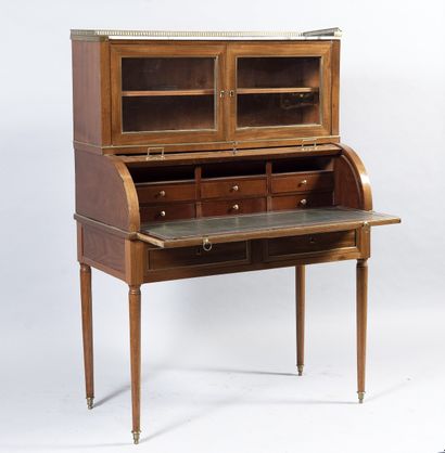 Bureau bonheur du jour à cylindre en bois...