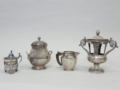 Silver set including : 

- A milk jug
- A...