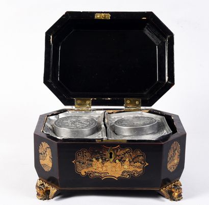 JAPAN - 19th century 
Lacquer tea caddy with...