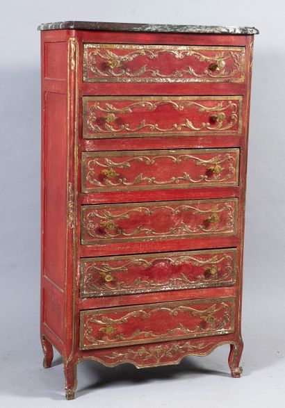 Chiffonnier in red lacquered wood with gilded...