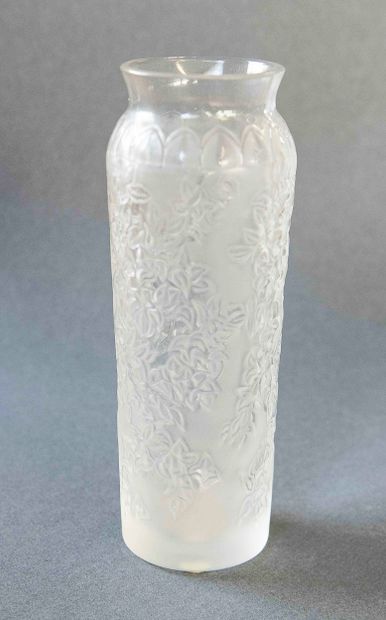 LALIQUE 
Moulded pressed glass vase
Height...
