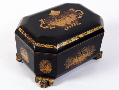 JAPAN - 19th century 
Lacquer tea caddy with...