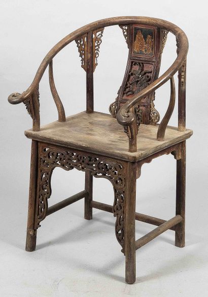 CHINA - Circa 1900
Wooden horseshoe-shaped...