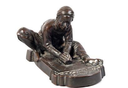VIETNAM - Circa 1900
Bronze group with brown...