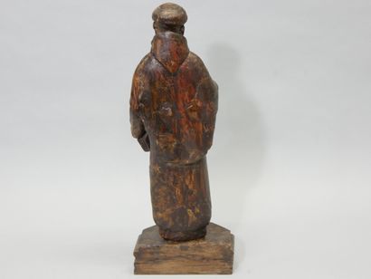 Saint préchant 
En bois sculpté et verni...