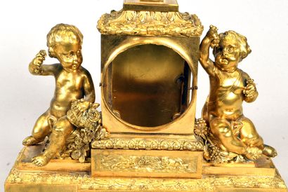 Gilt bronze clock in the Louis XVI style,...