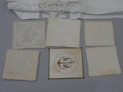 Set of sacred linens including 2 vanes, 2...
