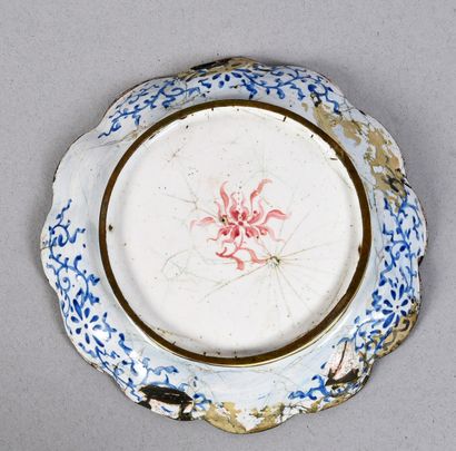 CHINA, Canton - 18th/19th century
Polylobed...