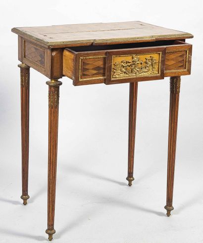 Quintrangular mahogany and mahogany veneer...