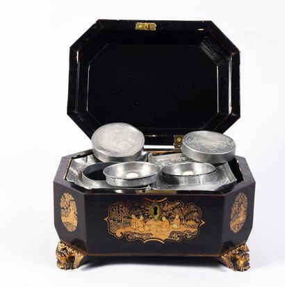 JAPAN - 19th century 
Lacquer tea caddy with...