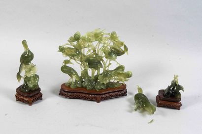 CHINA - 20th century

Green serpentine group...