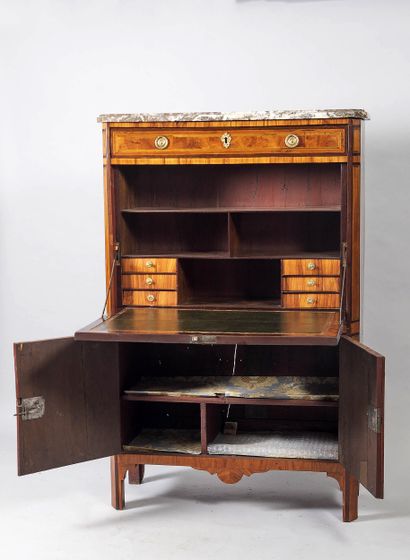 Rosewood inlaid with stained-wood Greek-style...