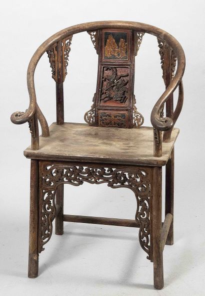 CHINA - Circa 1900
Wooden horseshoe-shaped...