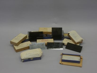 Important lot of stereoscopic plates depicting...
