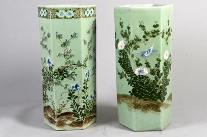 Pair of Chinese porcelain umbrella stands...