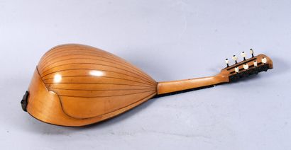 Mandoline romaine de EMANUELE Egildo de 1916...