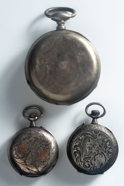 3 gousset watches, two with silver collars....