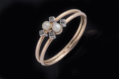 Antique yellow and white gold (750 thousandths)...