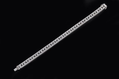 Bracelet with rectangular chevron motifs...