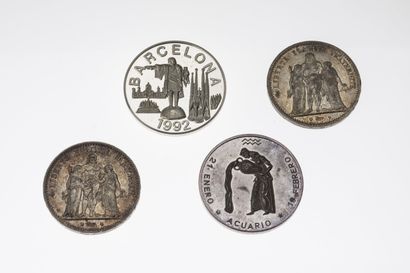 4 silver pieces 
Weight : 99 gr.