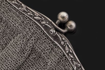 Chain mail handbag in silver (800 thousandths)....