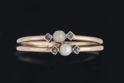 Antique yellow and white gold (750 thousandths)...