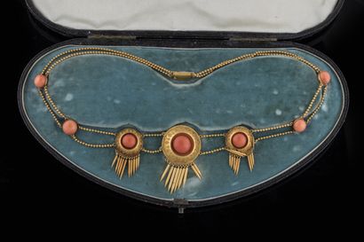 Yellow gold (585 thousandths) drapery necklace...