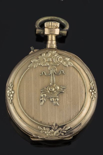 Yellow gold (750 thousandths) collar watch...