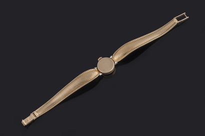 OMEGA. Ladies' wristwatch in yellow gold...