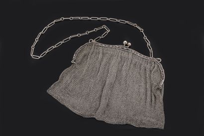 Chain mail handbag in silver (800 thousandths)....