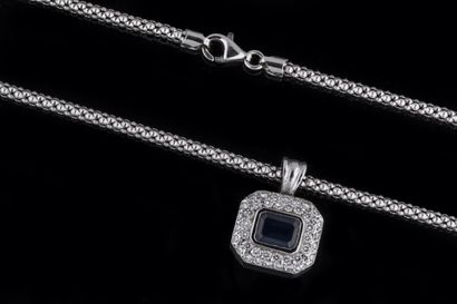 Necklace in white gold (750 thousandths)...