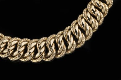 Large drop necklace in 