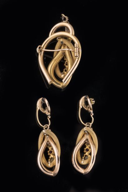 Yellow gold (750 thousandths) brooch pendant...