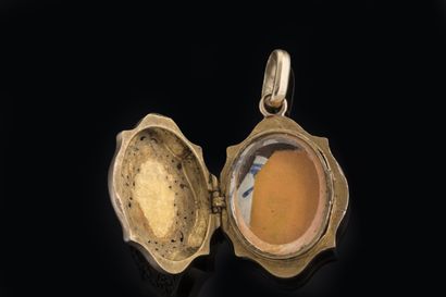 Yellow gold (750 thousandths) openworked...