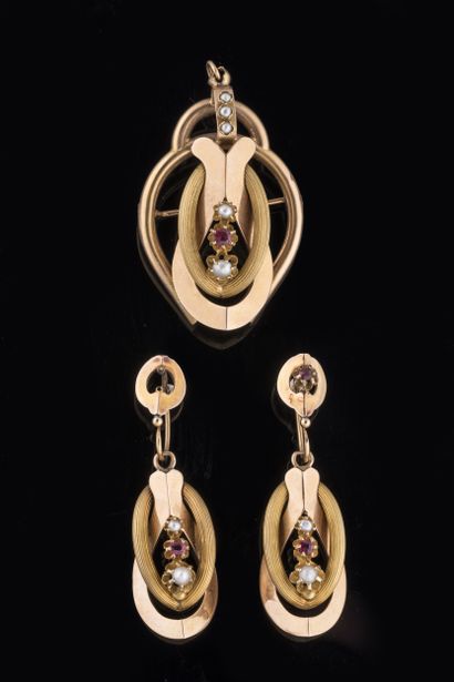 Yellow gold (750 thousandths) brooch pendant...