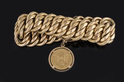 Large American link bracelet in yellow gold...