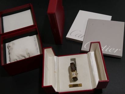 CARTIER 
Tank mini 
Ref. 0881
No. 828001
Ladies'...