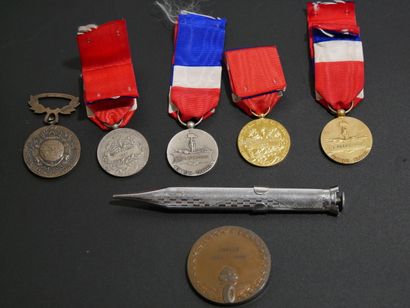 4 Labour medals, 1 Michelin medal, 1 colonial...