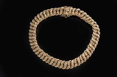 Bracelet maille gourmette américaine en or...