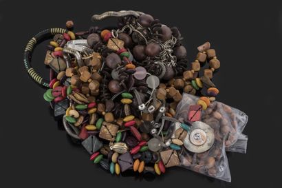 Large lot of costume jewelry including: 
bangles,...