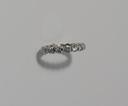 VAN CLEEF & ARPELS (setting). 
Wedding band...