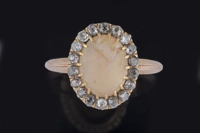 Antique yellow gold (750 thousandths) pompadour...