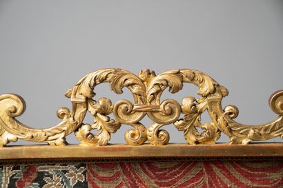 Mantel screen in molded wood, carved and...