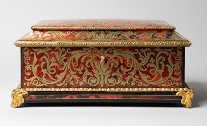 Coffret with curved top in Boulle marquetry...