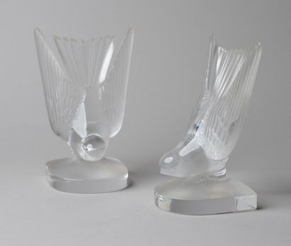 LALIQUE
Volatili 
Paire de serre-livres,...