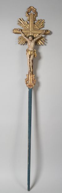 Processional cross in carved, gilded and...