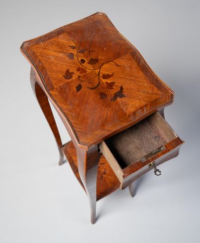 Rosewood and rosewood veneered inlaid with...