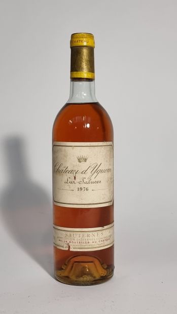 1 B CHATEAU D'YQUEM 1976 C1 Supérieur Sauternes...